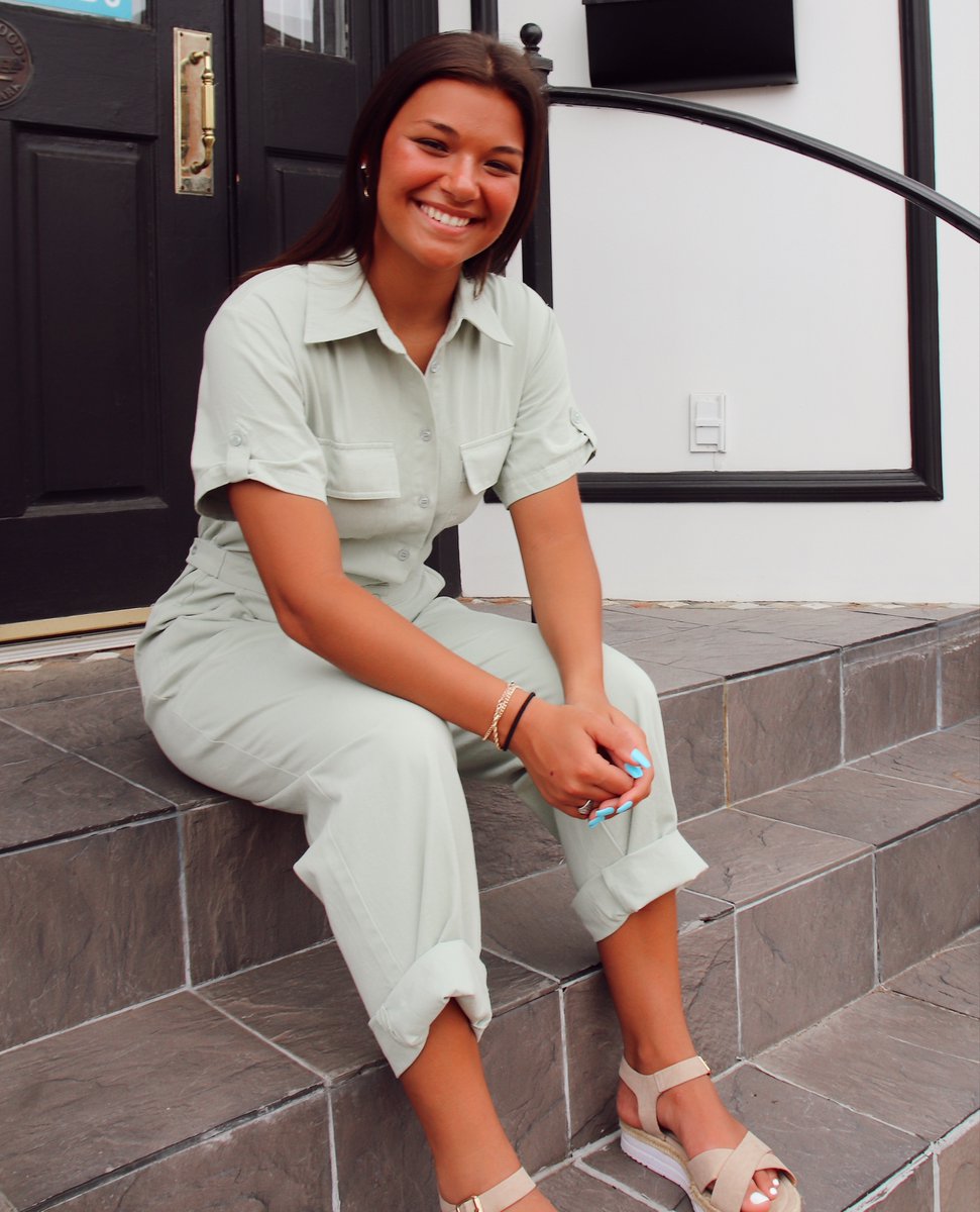pdboutiquestl's tweet photo. Closet must haves!

Patrin Utility Jumpsuit: $98.50
Sizes: S - L
Available at Kirkwood, U City and online!

#shoppdstl #shopsmall #supportlocal #locallovestl #stlmade #shoplocalstl #summerfashion #fashion https://t.co/rfz4vRv8th