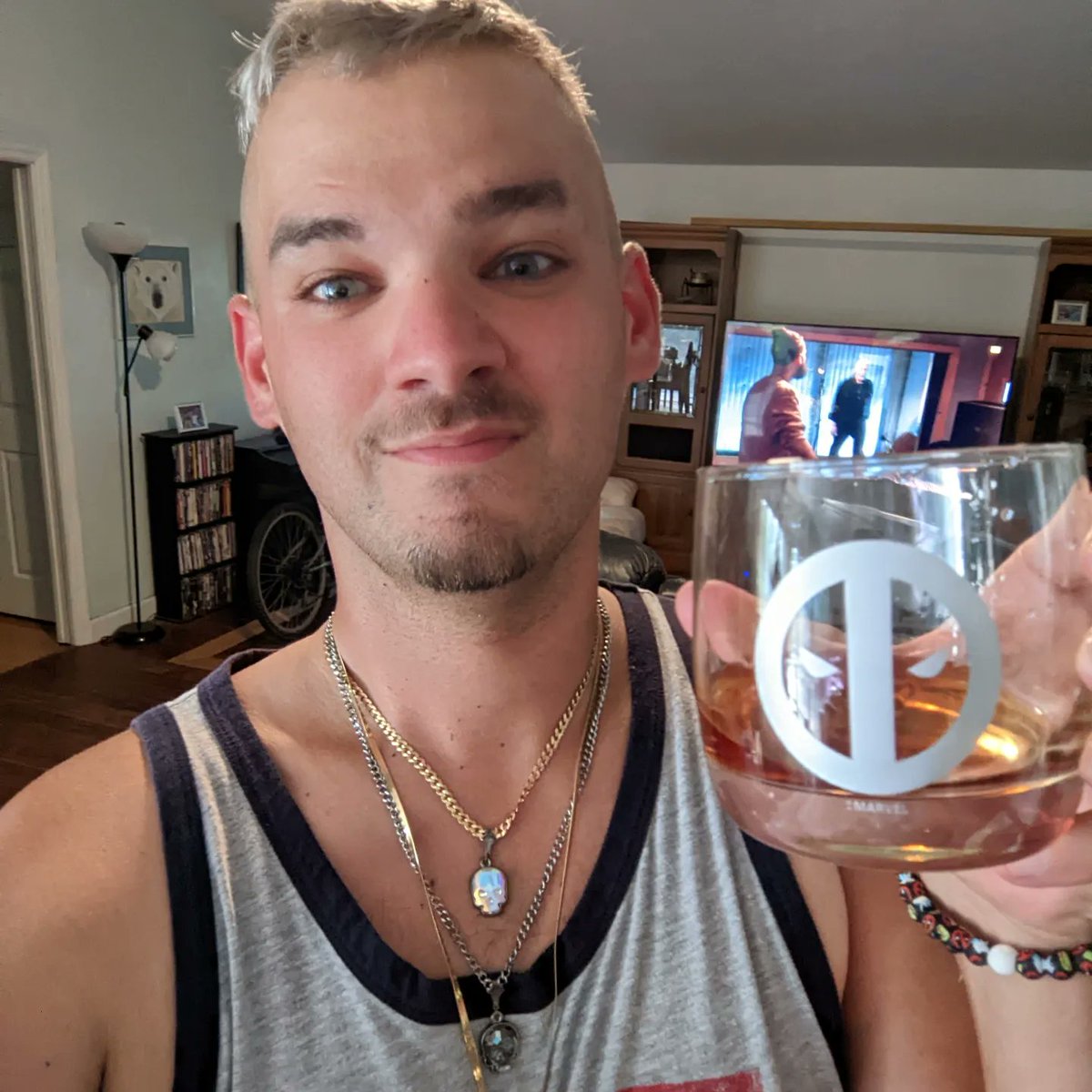 jshbn92's tweet photo. Sipping on the good stuff 🤤🥰🤤🥰🤤 #alchohol #greyeyes #greyhair #goatee #cognac #martelcognac #frenchcognac #delicious #gaymen #gay #fade #gayinstagram #deadpool #deadpoolapproved #deadpoolmerch #mercwithamouth #tan #southflorida #florida #pride #pridemonth #yummy https://t.co/oZNsvQLOrx