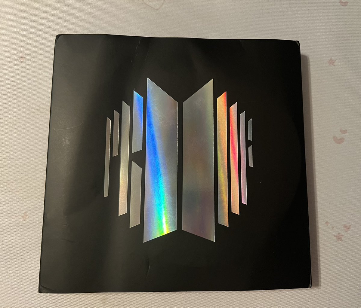 mils_rkive's tweet photo. 「 Compact - Proof Giveaway - WW 」

• unsealed album but has all inclusions. 

⬐ rules to enter 💓

• open to my followers only!!! 

• like and retweet. 

• comment your bias, the song that made you an army, and your favorite fic of mine. 🤭😚 https://t.co/rsAWi7PnkN