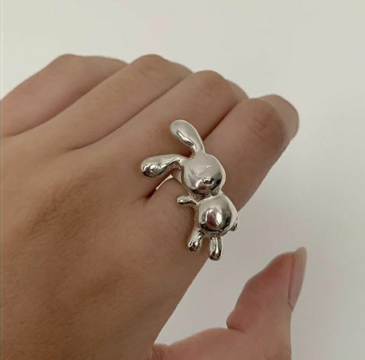 bunny ring by @/scraps666