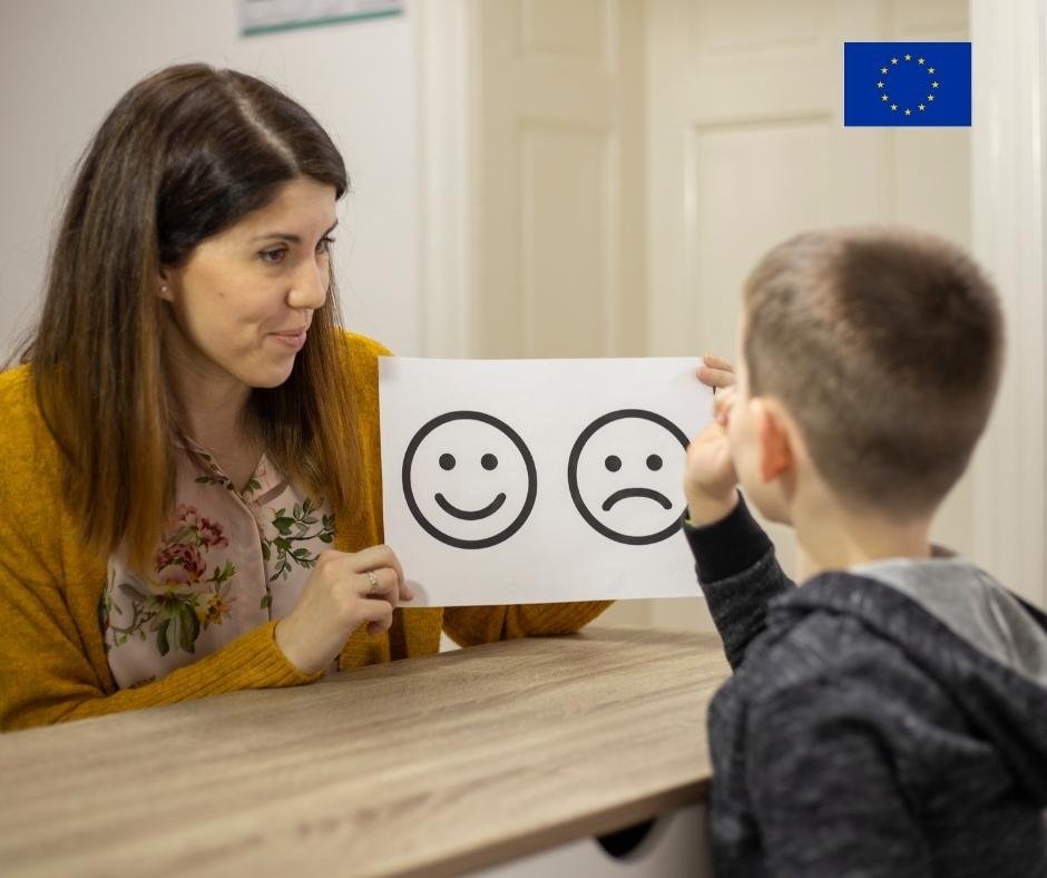 EUinKazakhstan's tweet photo. 130 Kazakhstani experts have been trained on special course to provide social and psychological assistance to families and children from conflict zones within the joint program of #EuropeanUnion, #Kazakhstan Government and #UNICEF. #childreninmigration
https://t.co/RZg8oiWxqc? https://t.co/lJayQKdOPv