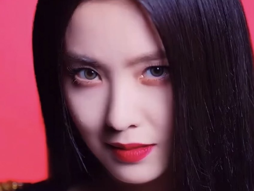 joynarakmak's tweet photo. "I’m a little Monster" - Monster by Red Velvet IRENE &amp; SEULGI https://t.co/3Ao2NRpCKx