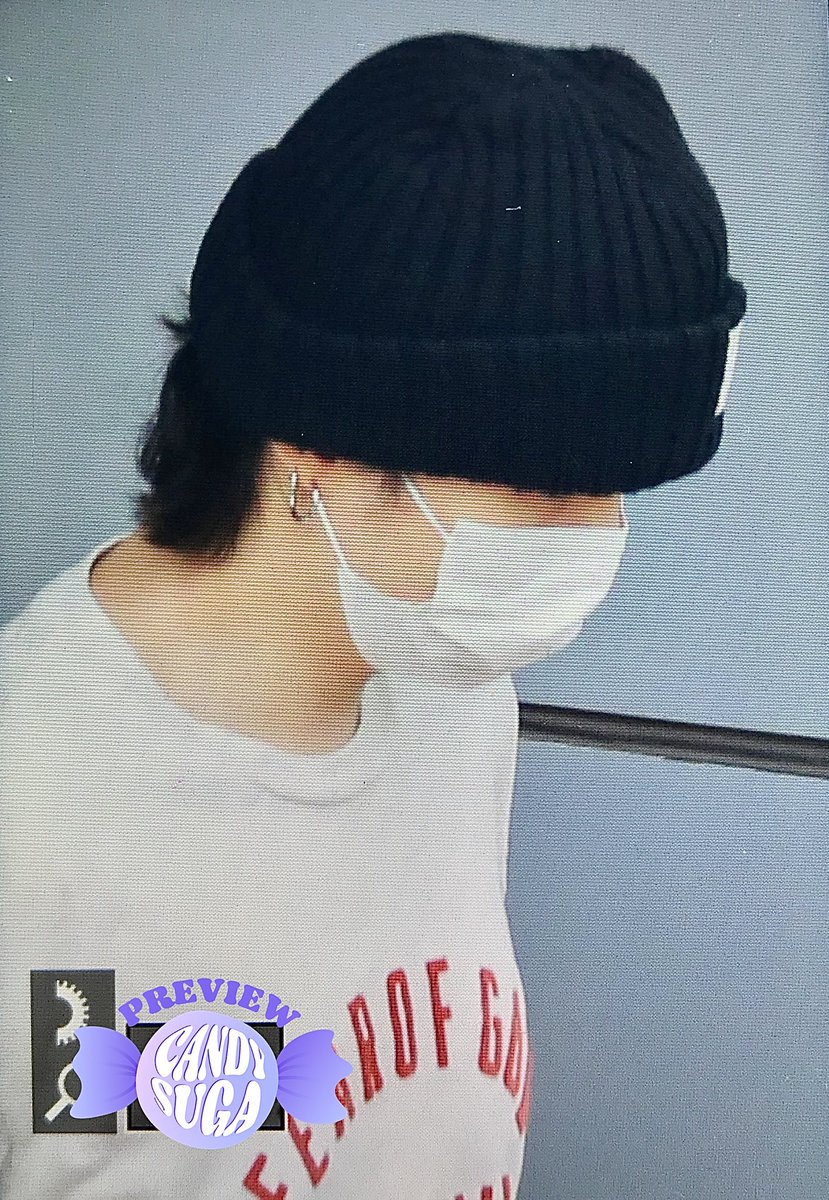 candySUGA309's tweet photo. [PREVIEW] 220613 엠카 출근

울윤기 중간 외출했네 🥹😍

#SUGA #슈가 #민윤기
#BTS #방탄소년단 @BTS_twt https://t.co/oTShG6eiw5