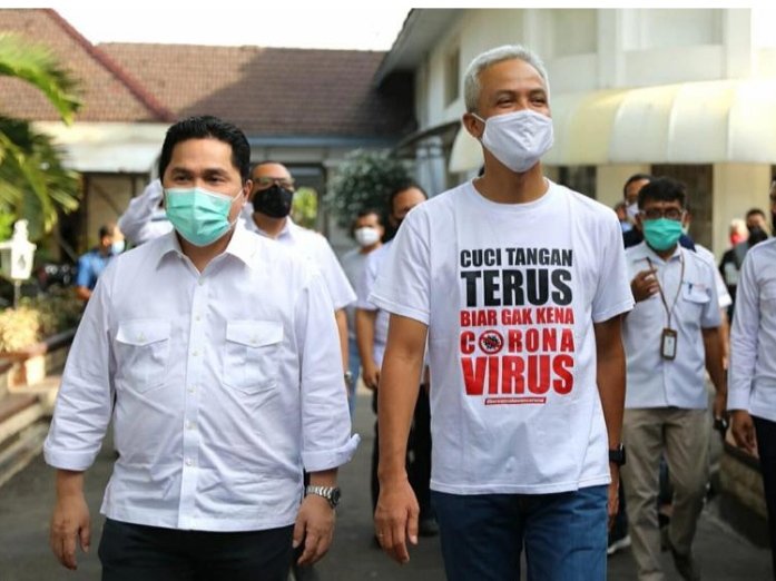 HukumDan's tweet photo. Apa seh konstribusi 2 orang ini untuk bangsa dan negara..NOL
ERIC.jangankan urus 270 orang, urus BUMN di ambang bangkrut aja gak bisa, ngotot pulak nyapres..Konyol
GANJAR..g usah jauh² ngasi contoh, urus warga Wadas aja gak becus nyolot pulak nyapres. 
Mikir https://t.co/YtPW0m1TMC