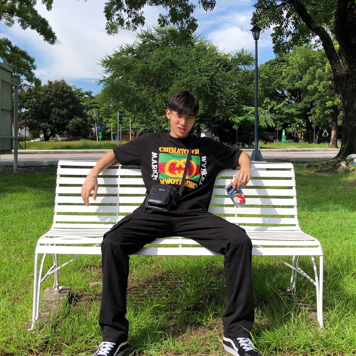 arawhoop's tweet photo. incase u forgot, these pics of brent exist ^^ https://t.co/6RwsiUdybD