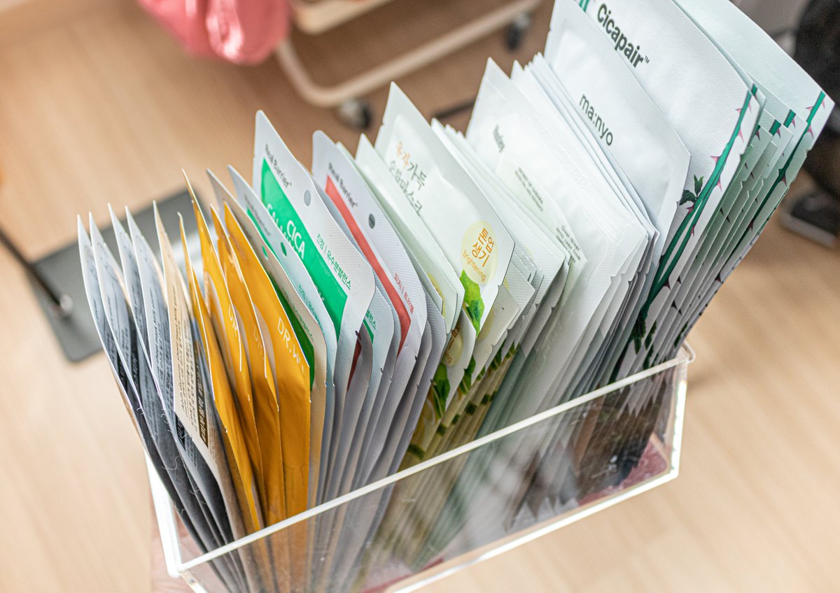 Janniesday_'s tweet image. 🧴 ⟢ เธรดรวมมาส์กชีท + สลีปปิ้งมาส์ก ที่ใช้แล้วโคตรผิวดีข้ามคืน ยอมซื้อซ้ำซื้อตุน ผิวสวยโกงตาย 1000% มาเริ่ม!🌛👩🏻‍🚀 𓈈🚿