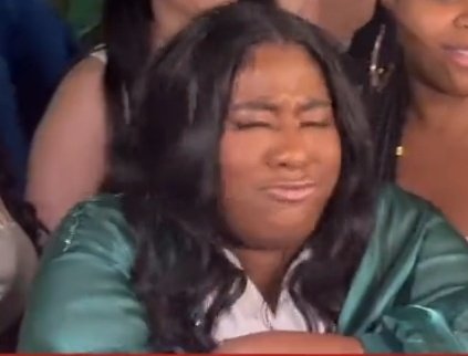 Viixen_VTA's tweet photo. O I'm sorry 😩😩😩but I am screaming 😂😂😂 I need the meme God's to do work on this. Somebody needa put a cigarette in her mouth I'm cryin 😂😂😂 https://t.co/Z6PyqIyovk