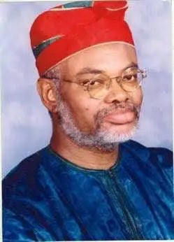 BoseMie's tweet photo. Man of the greatest honour

Who killed #Funsho Williams https://t.co/zho8TZgnOo