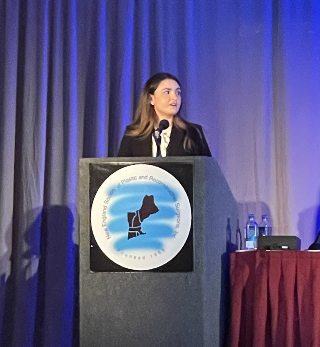 kerrygaffney_MD's tweet photo. Thank you to #NESPRS for the wonderful weekend, and the opportunity to present #TuftsMedicine’s oncoplastic outcomes alongside @carly_wareham. Special thanks to Drs. @Chatterjeeonco1, @smnardello, @DrChrisHomsy, and Dr. Sarah Persing for all the support https://t.co/IMoGi1pfqs