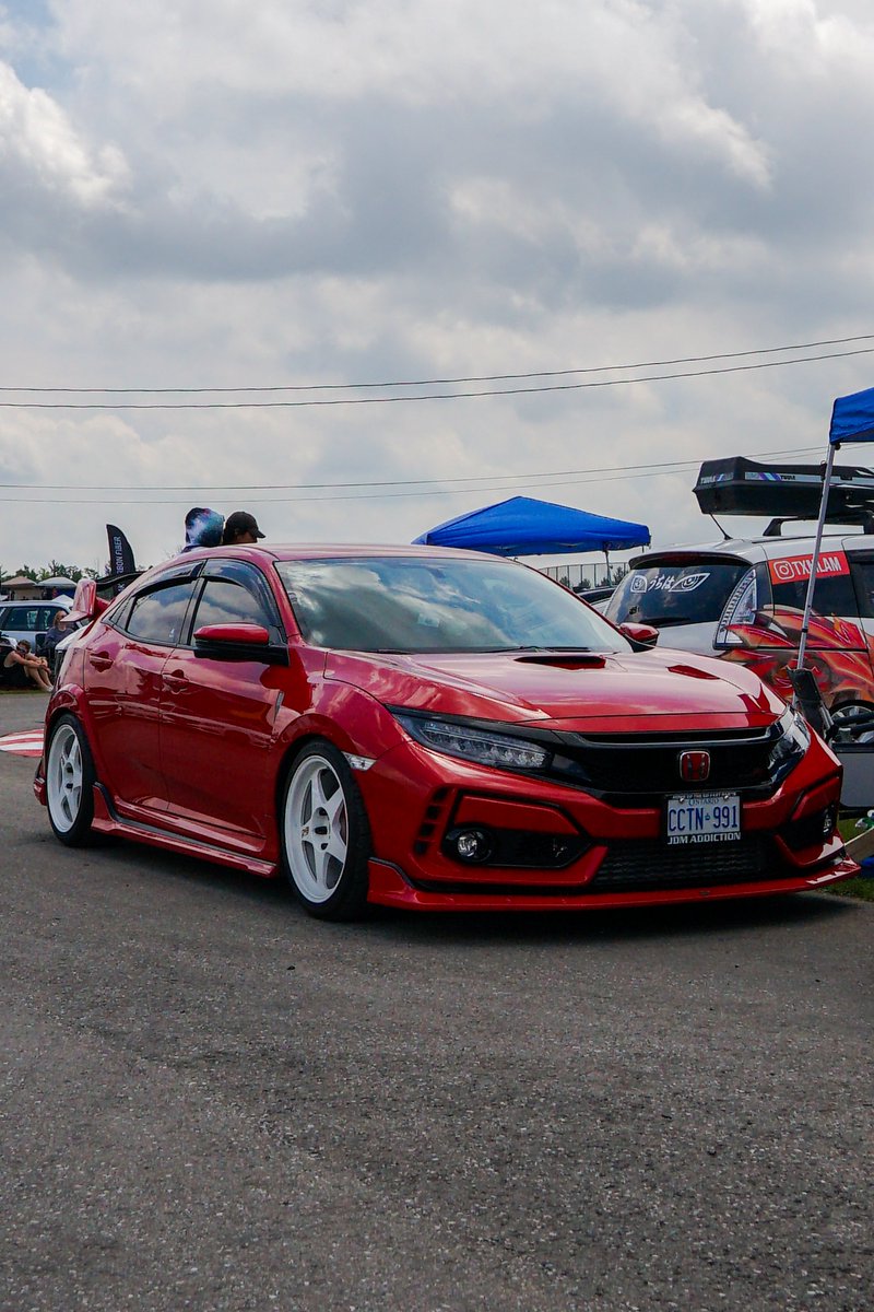 Sideways tweet media