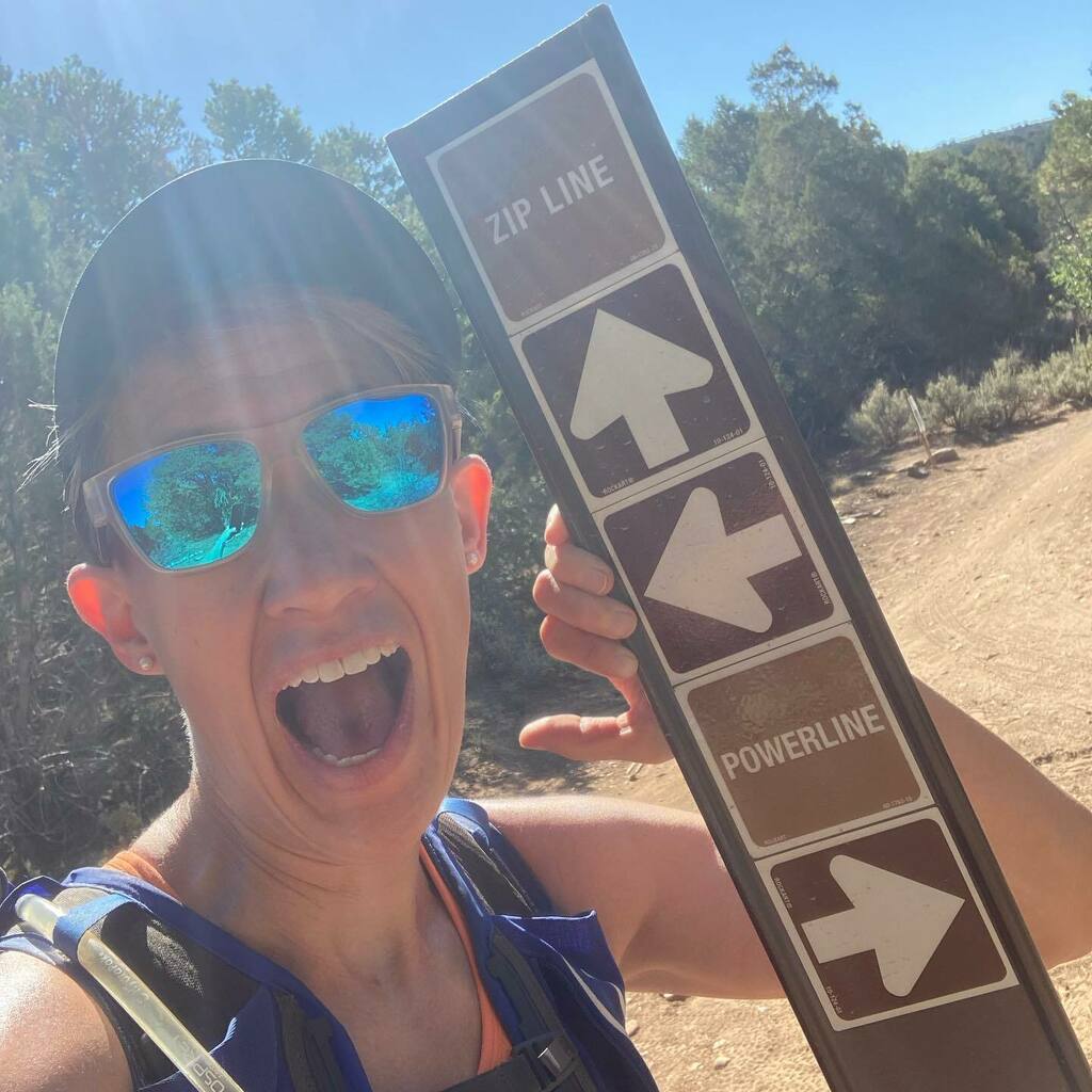 thismonkeyruns's tweet photo. Second #runadventure was certainly better than the first but it was HAWT. I struggled with the climb and felt defeated 😞 - but I just kept moving forward. The cold #soshydration and shower bag with water left to clean my feet were real big motivators. 😂
.

.
.
.
#outside #tr… https://t.co/rRysrObCyA