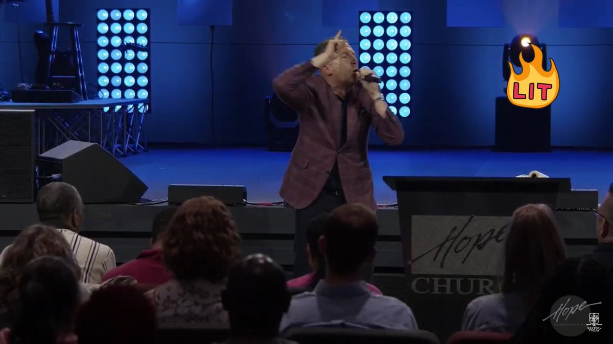 David80Florida's tweet photo. You have to allow God to do something in your heart...@JDShuttlesworth #StLouisRevival #HopeChurch https://t.co/Lr1F16H2qn