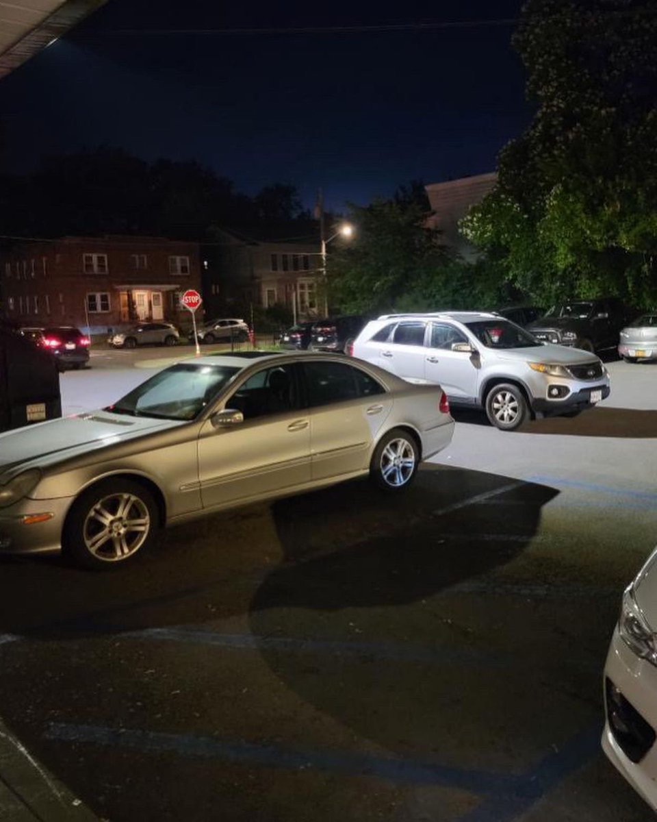 TwoButtonsDeep's tweet photo. Itโs time for our weekly roundup of the worst park jobs around the Capital Region... Which one takes the honor?
Tag us in bad park jobs you find for a chance to be featured every Sunday on #TwoButtonsDeep https://t.co/QGNKQlwuig