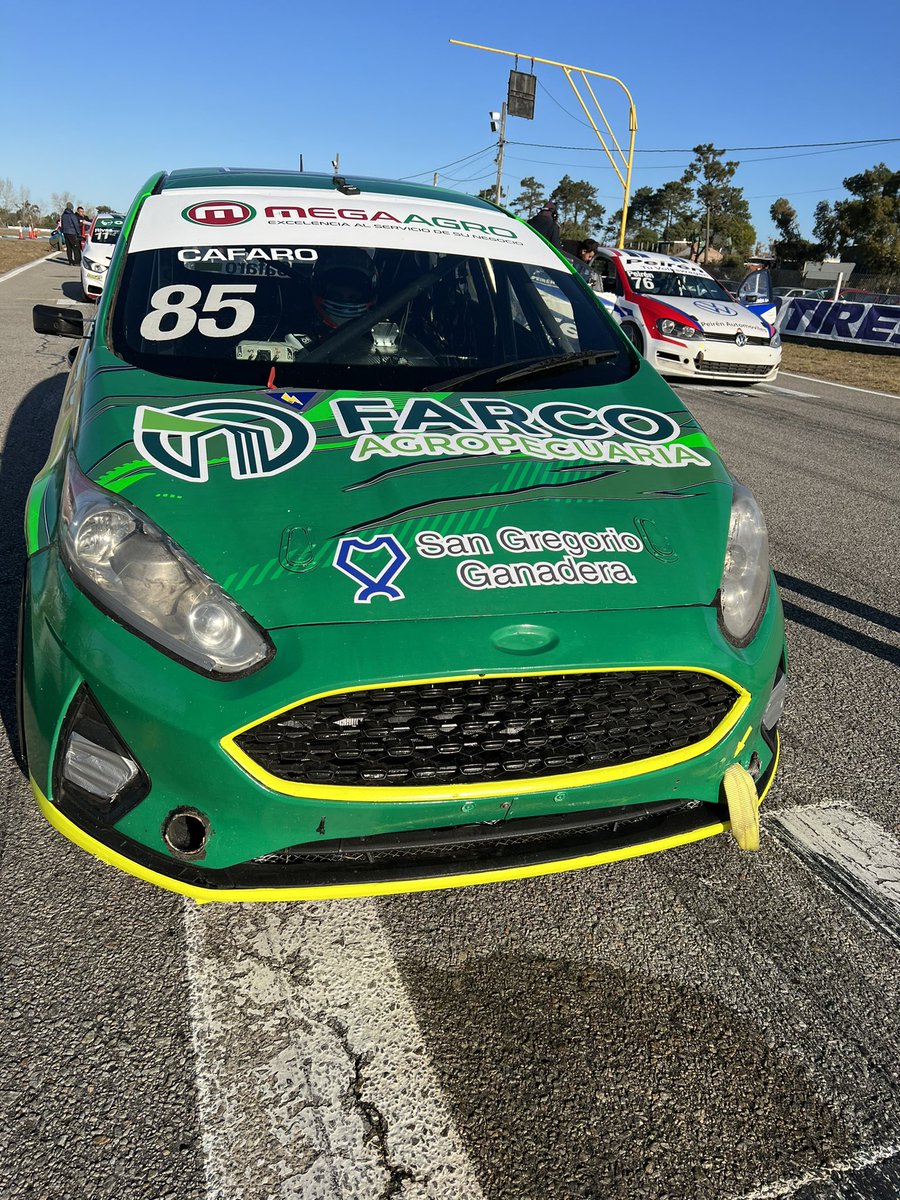 matcaf2011's tweet photo. Se termina otro gran fin de semana de Joaco!! 7mo en la general y 2do Ent la copa Challenger. Peleando con los grandes del @ACSuperturismo  muchas felicitaciones por el gran espectáculo y a todos los que apoyan este apasionado deporte. https://t.co/YFcPT7GoZ1