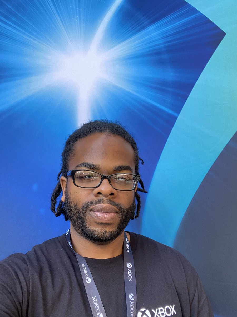 Lawrence_J's tweet photo. I worked the #Xbox #fanfest and it was LIT!! Hope everyone had fun and is excited for what’s coming! 🙌🏾🖤 https://t.co/cIF3HPGpnR