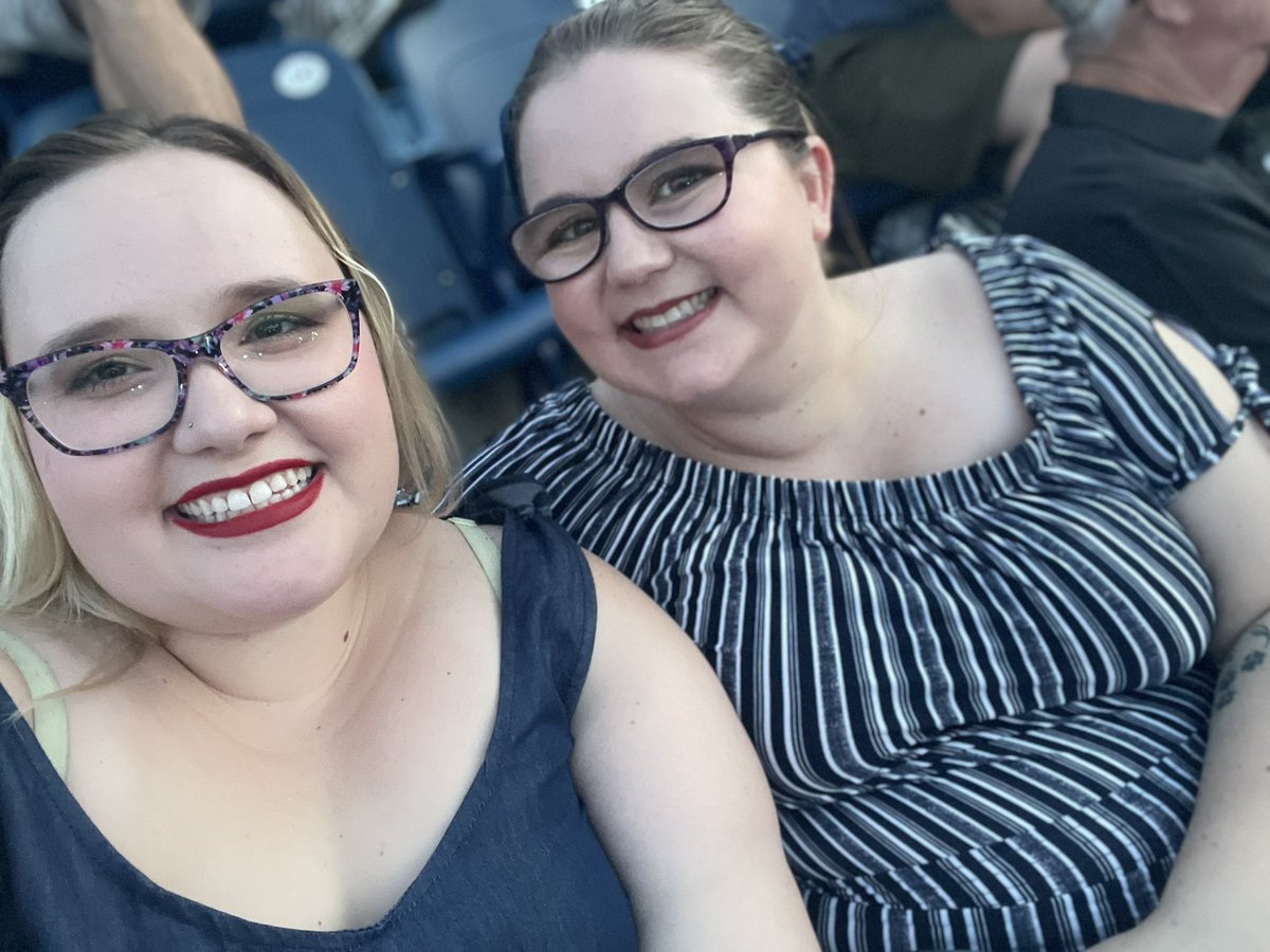laughingaly's tweet photo. #chevycma got the drinks but a better view would be cool! Last night of CMA and one of my last days in TN before I go home to TX! #CMAFest @CountryMusic https://t.co/v8BxJkkZ3L