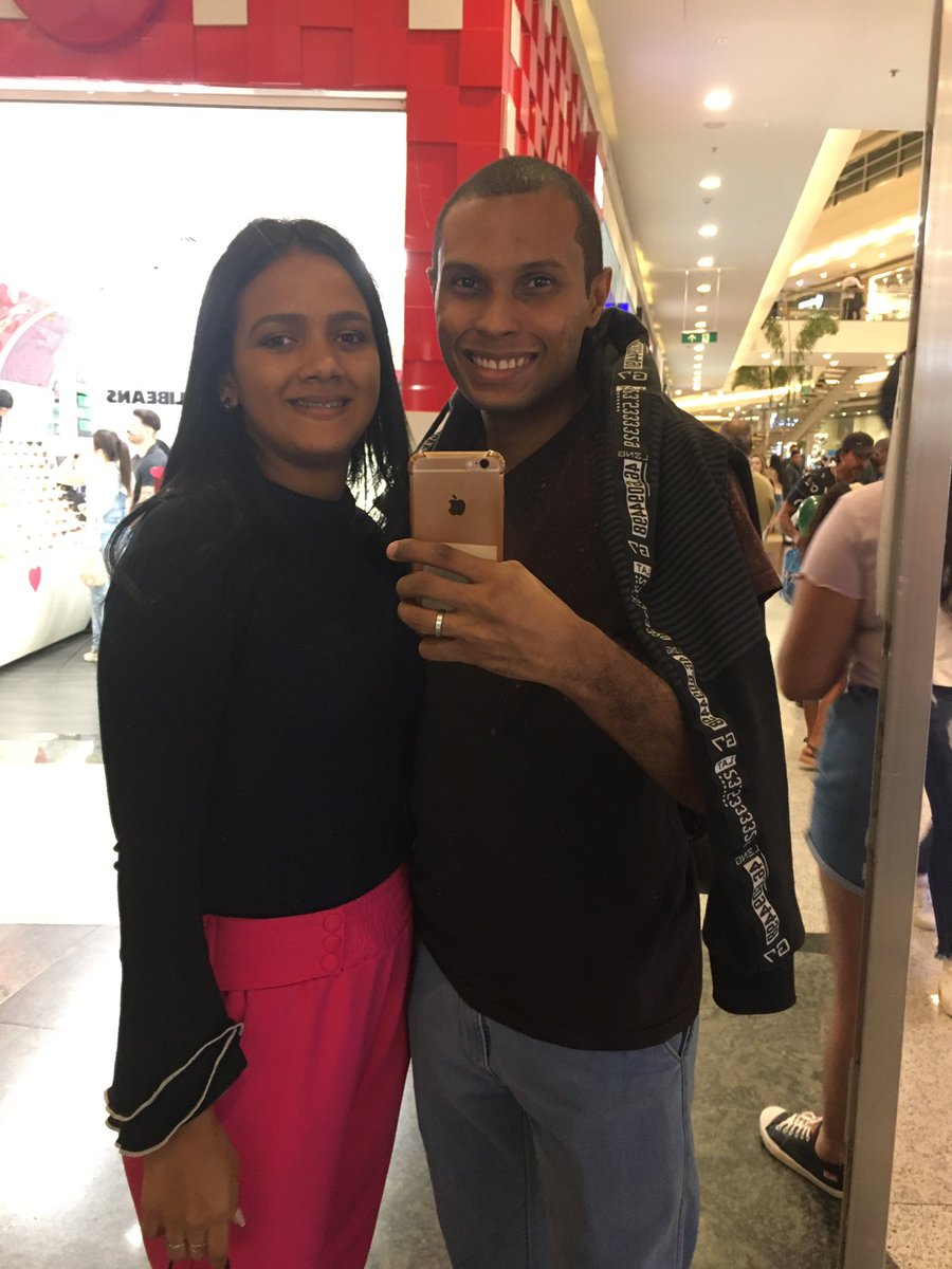 MarieneCr's tweet photo. #DiaDosNamorados https://t.co/9AWNMtwx85