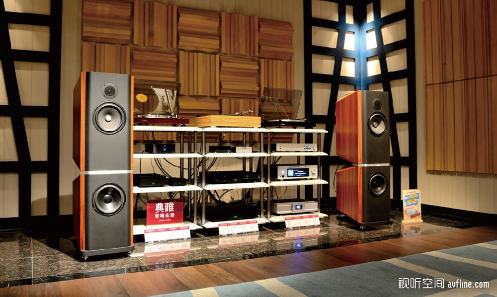 richcoln's tweet photo. 【直驅唱盤的純粹之美,聽過才會懂 - THORENS TD 403 DD 直驅唱盤】
because #ilovehifi #Thorens #TD403DD #DirectDrive #Turntable #TP150 #Tonearm #Ortofon #2Mblue #平衡度佳 #聲音透明 #立體感強
https://t.co/gJ5K5HbRJh
🛒 TD 403 DD 黑膠唱盤: https://t.co/VBffJN8hAc https://t.co/rHVVV0UKWi