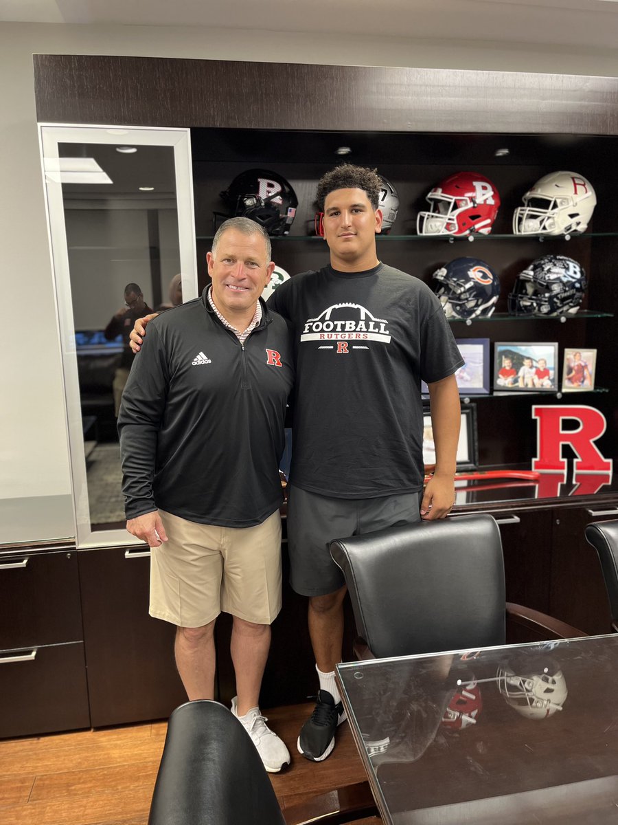 adhamabouraya's tweet photo. Had a great time competing in camp at Rutgers and I got a chance to meet Coach Schiano in person. I also had a great time being coached by Coach Hoffman. @CoachHoffmannRU  @GregSchiano @RFootball https://t.co/64dzIAw7Ur
