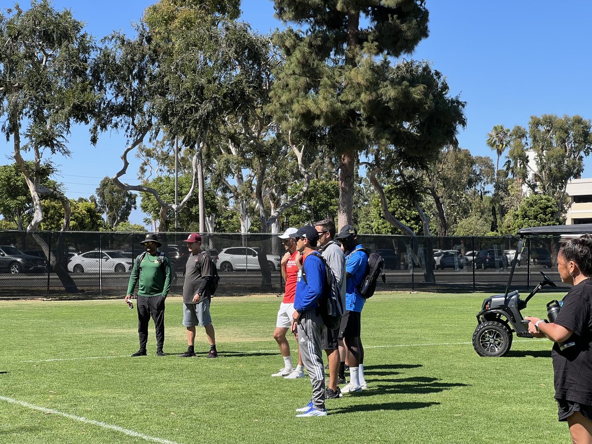 medarizona's tweet photo. Thank you @Beachfutbolclub & @CSULB campus for hosting a weekend of extremely competitive soccer for hs ladies. Fran enjoyed sharpening her skills & meeting college coaches @WavesSoccer @UCLAWSoccer @SCUWomensSoccer @AZArsenalSC #GU16 https://t.co/uj6xwAfK1Y