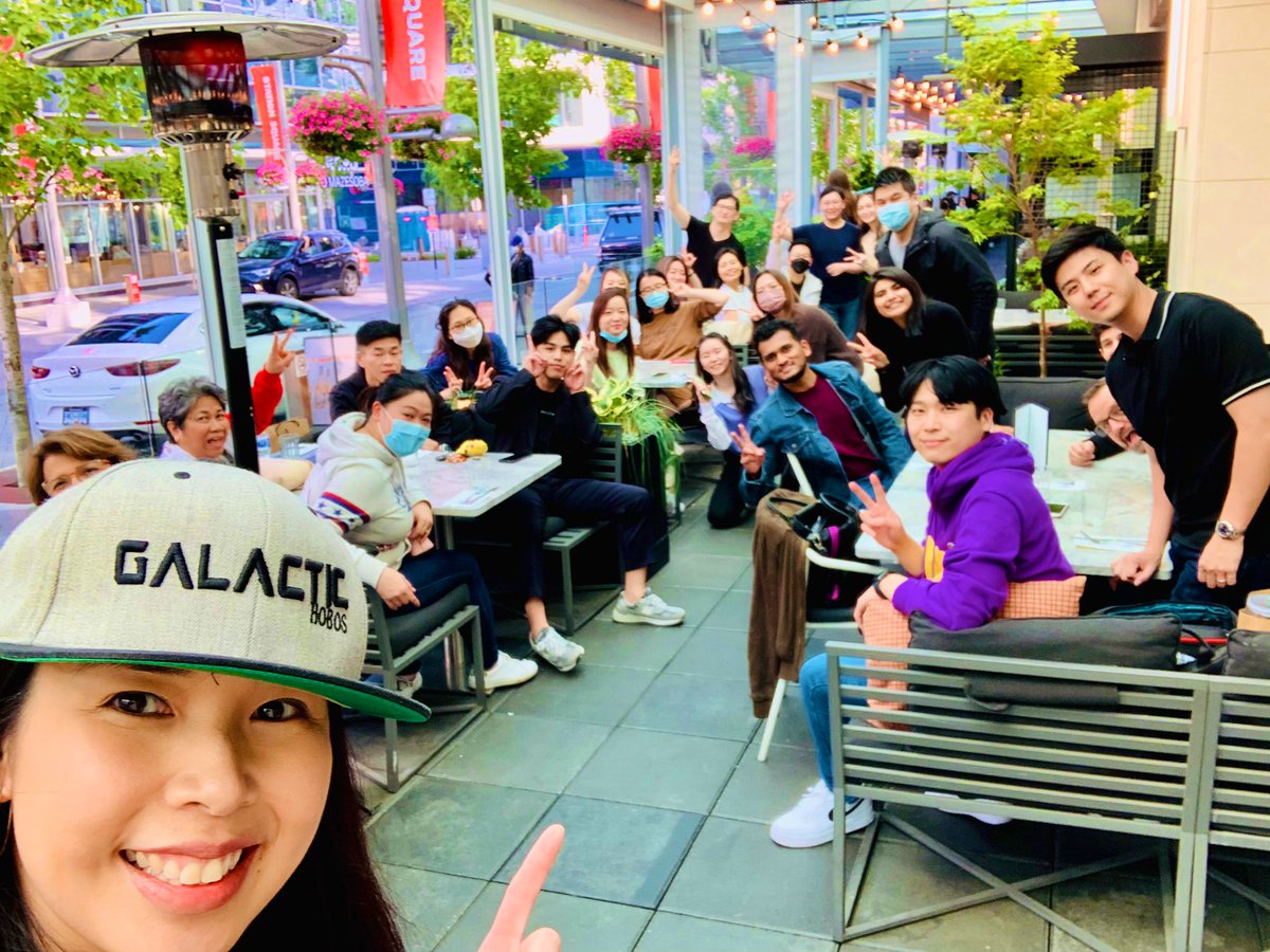 ✨TD Station Square ✨ Our colleagues make TD 💚 and I’m proud to lead this incredible team who deliver on our shared commitments everyday! Here’s to all of you as we kick off a fun Employee Appreciation Week ahead! #EAW2022 #CheerstoPeers