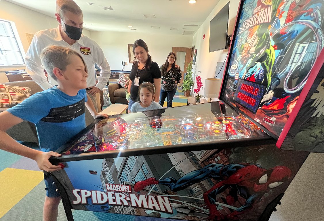 ProjectPinball's tweet photo. On Friday, the Project Pinball Team &amp; the community at @SARMHC dedicated the #pinball machine Spider-Man (Home Edition) by @sternpinballinc. Once again, members of the San Antonio Pinball Enthusiast, Chris Doyle &amp; Mike McKenna joined us! Ty TX! #LAATour #ForTheKids #PinballNews https://t.co/GJRtJ2kJBj