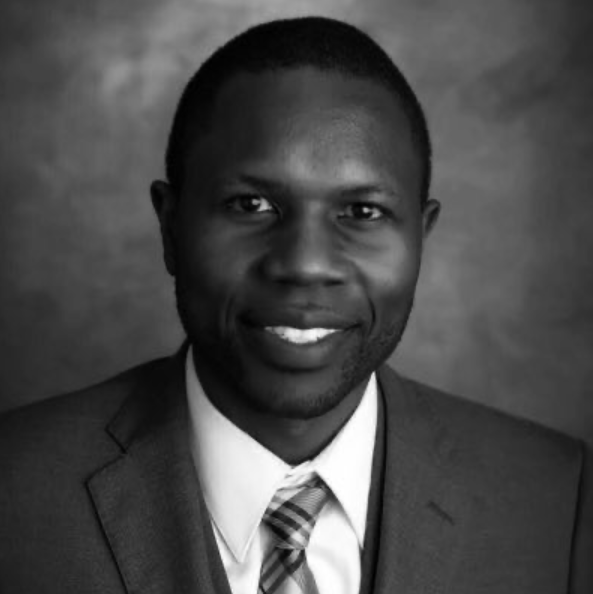 A tremendous congrats to rising 2nd year cardiology fellow, Dr. Edwin Mandieka @bwegegen, on being selected by @BrighamMedRes for the Soma Weiss Award in recognition of his impact on Housestaff education and mentorship! Congrats Edwin! #proud @PrakritiGaba @AjufoEzim @cgireland2