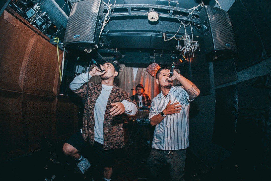 maeschine's tweet photo. もうnbst終わって1週間経ったのか
忘れないうちにTwitterにも写真UP
#nbst
SNEEEZE / OLIVE OIL
Ganger / Kiyo &amp; Chip https://t.co/04TsdAeoOX