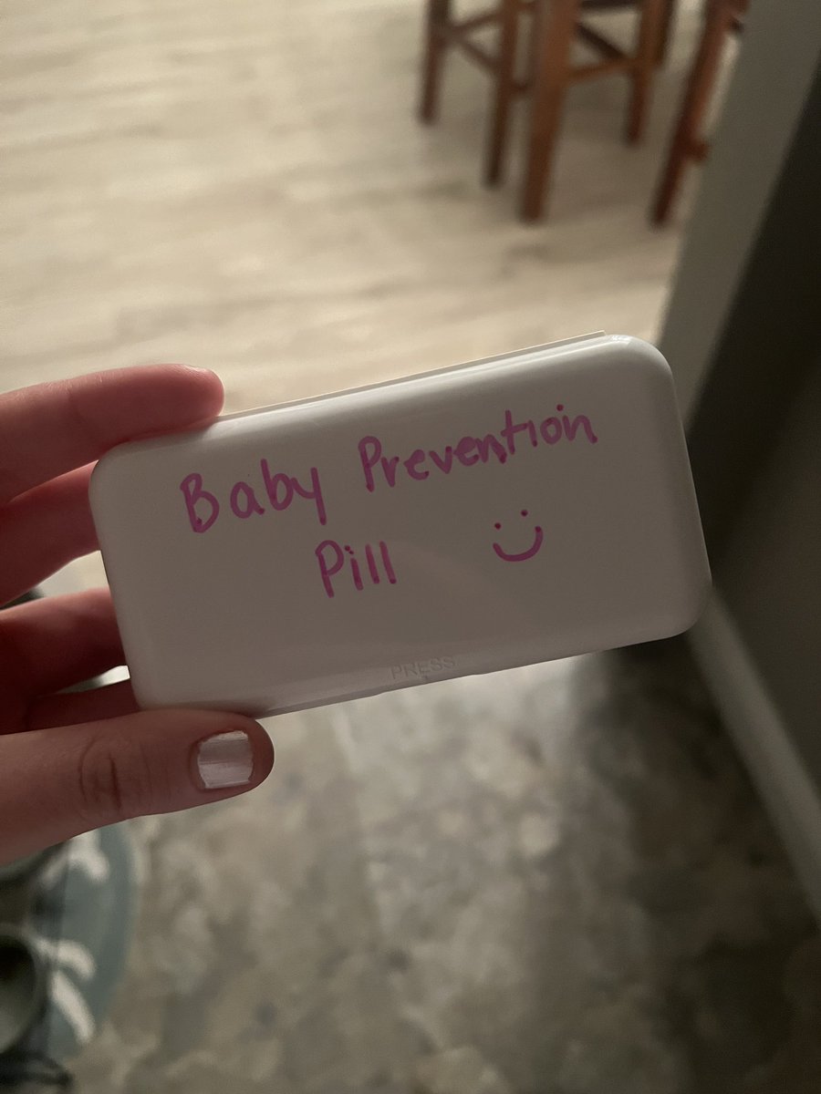 I got my new birth control and it comes in a really nice container so I can write on it 🥹

Thanks <a href="/getsimplehealth/">SimpleHealth</a> for making this process so easy ❤️❤️❤️