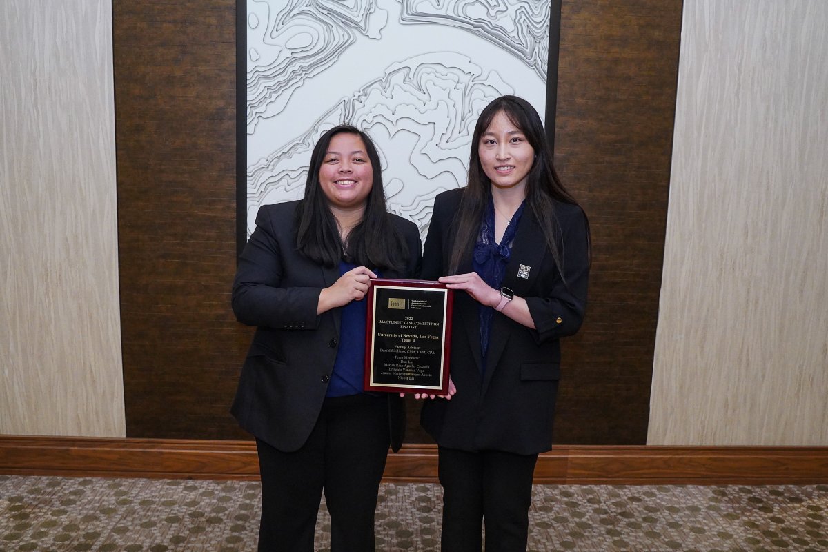 IMA_News's tweet photo. Congratulations to the University of Nevada, Las Vegas for winning the 2022 IMA Student Case Competition and great job to all participating teams! @unlv https://t.co/aK7nOH7RN8