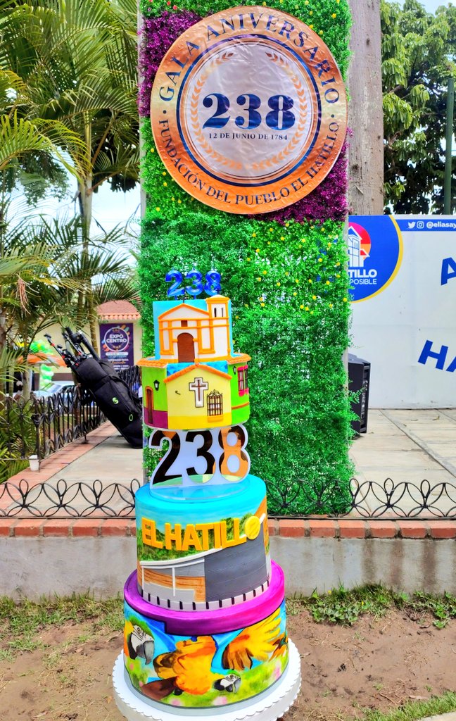 eliasayegh's tweet photo. Feliz Cumpleaños a nuestro Pueblo #ElHatillo!
Junto a nuestro querido pueblo hatillano cantamos cumpleaños de un nuevo aniversario, lleno de logros y aprendizajes. Nuestra esencia de hatillanidad sigue más intacta que nunca. #ElHatillo238 https://t.co/L6sbXiYYnE