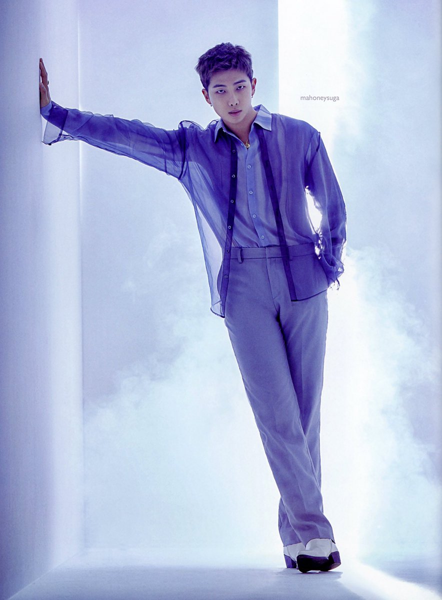 _fancyjoy's tweet photo. I wanna climb him like a tree https://t.co/XcZlzYzm1x