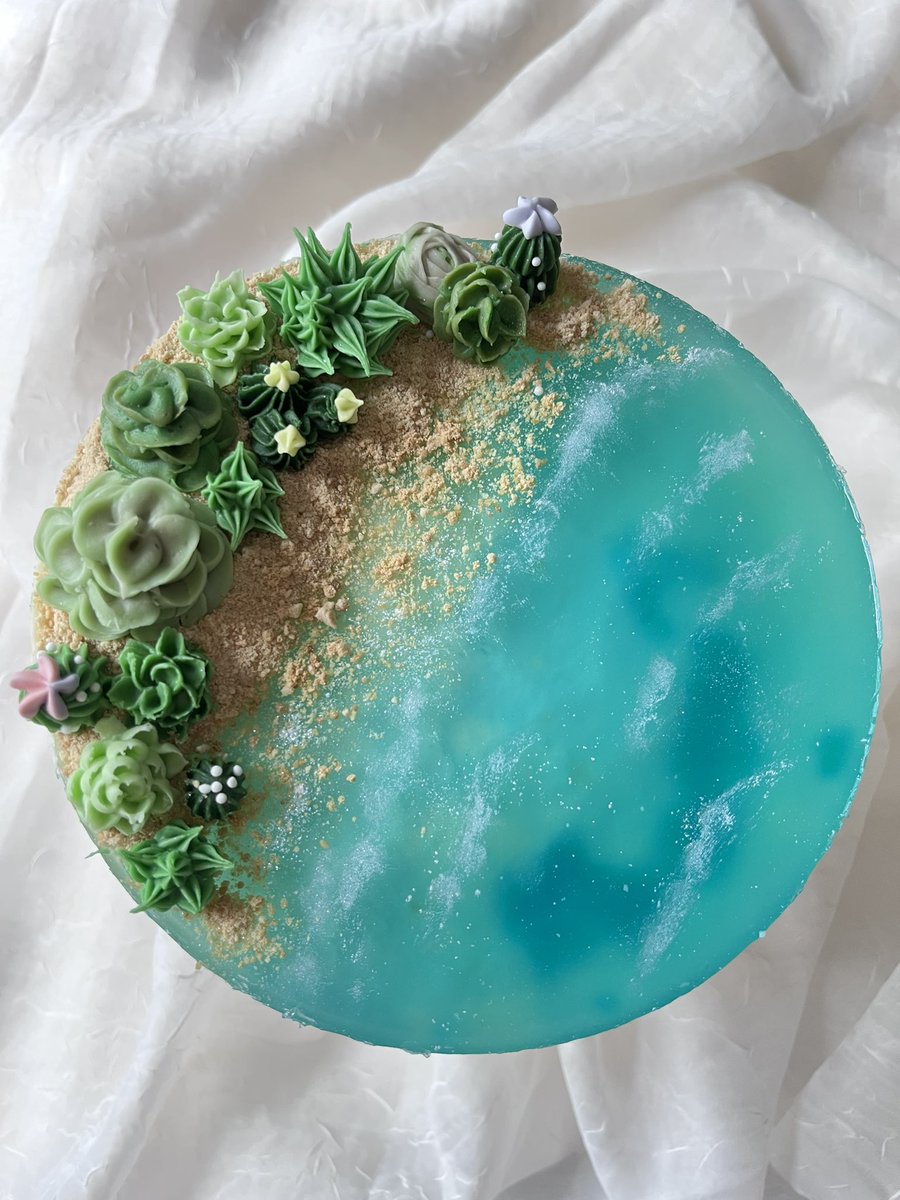 _essiebear's tweet photo. Birthday cake for BTS! 
“If we’re together, even the desert becomes the sea.” 💜💜

@bts_bighit @BTS_twt 

#Happy9thAnniversaryBTS #9YearsWithBTS #HappyBirthdayBTS #BTSFESTA2022 #BTS_Proof  #BTS  #BTS_YetToCome #TheMostBeautifulMoment  
#BTSARMY https://t.co/QrganQZGO2