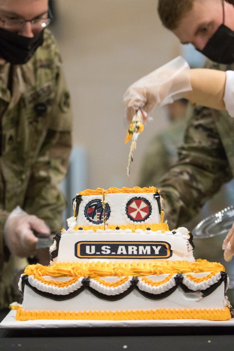 Happy #Birthday to @USArmy ! 🎂🎂🎂🎂🎂
It's already June 14th here in Korea! 😄 #Army247 
@USARPAC @USForcesKorea