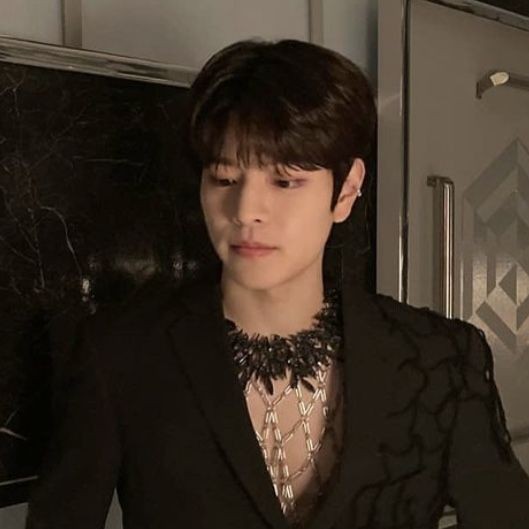 seungisme's tweet photo. Seungjin Idol AU 𓂃𓊝
 [[ Oddinary x Love ]]

"Lo suka gue tuh, beneran apa cuma gimmick doang?" https://t.co/GbgQQXn0XM