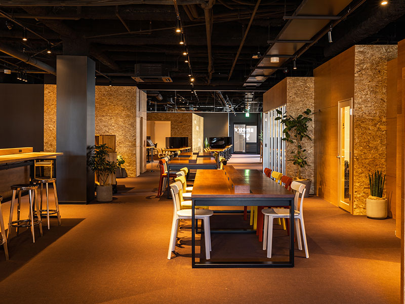 any_pilot's tweet photo. 【拠点情報👨💻】エニーマッチングサイトに「#LifeWorkCafe」を掲載しました🌟
西荻窪駅から徒歩0分。サウナもセットで利用できるコワーキングカフェ☕️
https://t.co/X33oZcixw1
#エニー #ワーケーション #テレワーク #リモートワーク #オフィスカー https://t.co/2kK4CdjYqP