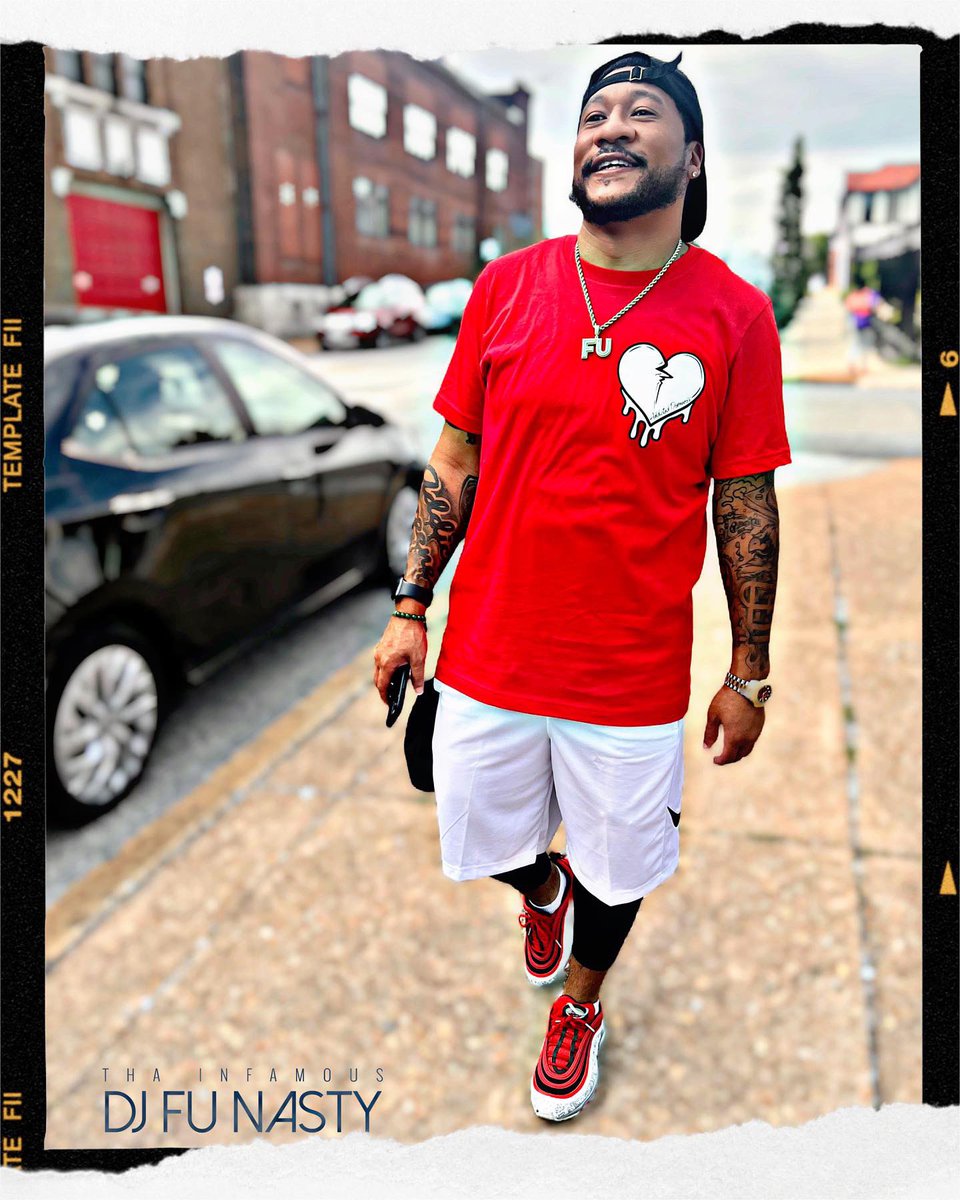 DJFuNasty314's tweet photo. Can’t get involved too deeply… Can’t set myself up for letdowns 💔 - @1troublemmb 
•⁣⁣
•⁣⁣
#LLTrouble⁣⁣
#BabyFuTheLegacy⁣⁣
#IamKingDopeness ⁣⁣
#BPLRForever⁣⁣
#DopeGodFu⁣⁣
#ShopWitMe⁣⁣
•⁣⁣
•⁣⁣
👕 @DopenessADP 
🧢 @imaJOHNSON 
📸 @LeaitaShruggs https://t.co/dtaz8dqYNx