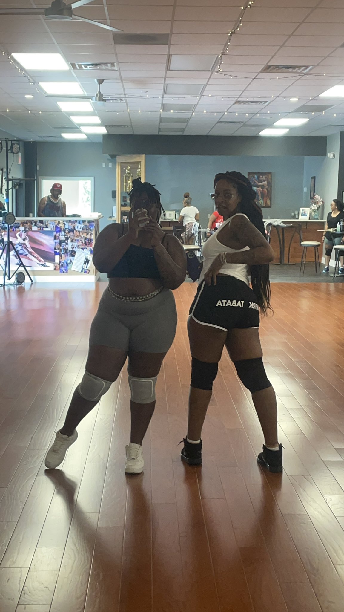 MR.Stallion & Mrs.STALLION XXX 🐎🐎🐴🐴 on Twitter: "RT @MsCocoIfUNasty: did a thang today https://t