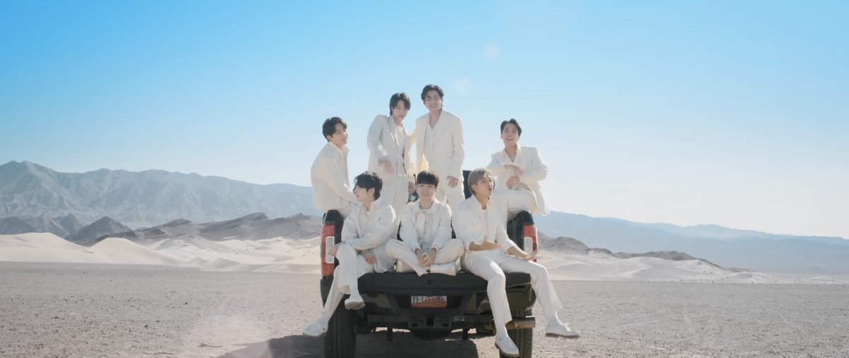 kimtaeyours's tweet photo. happy 9 years, my love! cheer for more blessings and achievements to come; you deserve all of them. i am always proud of u, love u! 보라해! ♡

@BTS_twt #9YearsWithBTS #BTS9thAnniversary #2022FESTA https://t.co/oWbIgrHD7j