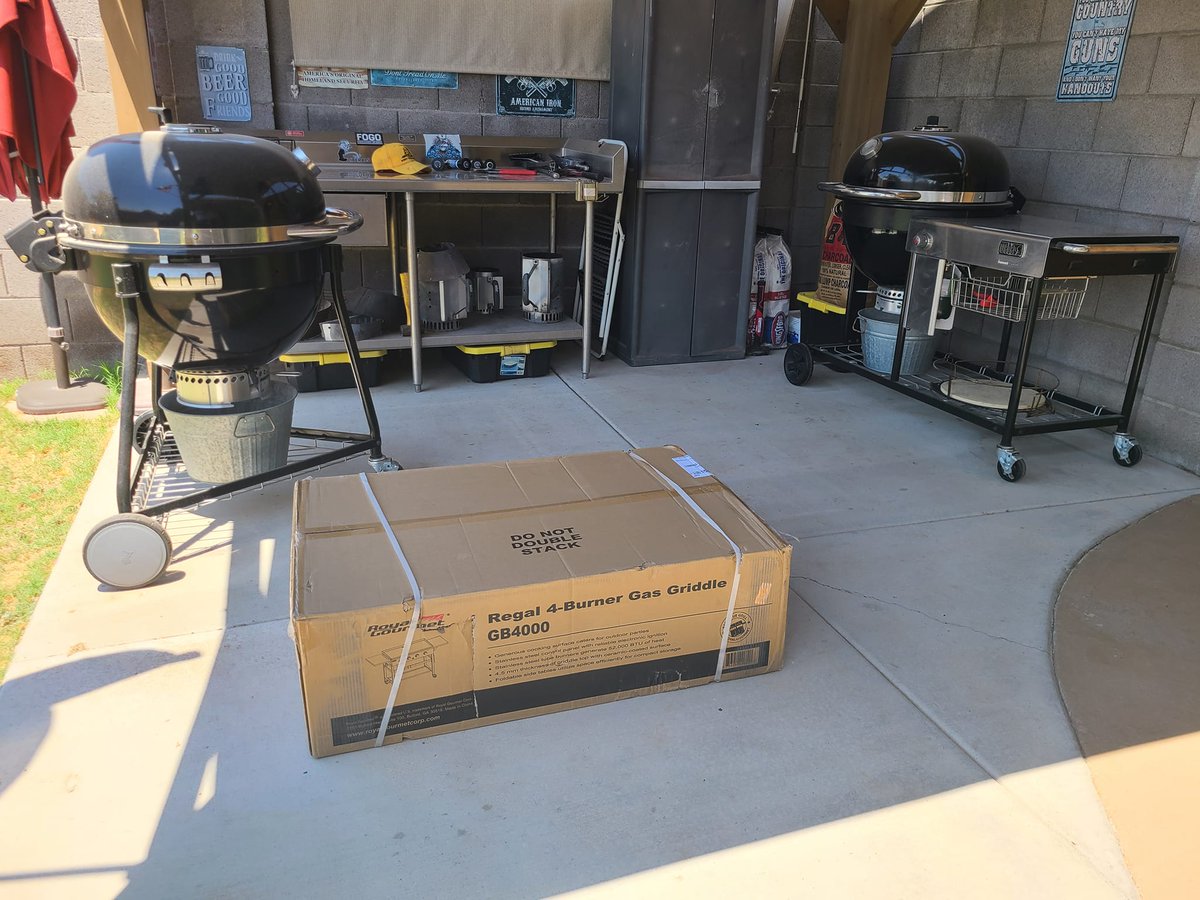 RoyalGourmetUSA's tweet photo. Well, I pulled the trigger on this flattop today, I will get it seasoned soon, and smash burgers will be the first cook.β
π· @ Martin Thetinman McKnown
#royalgourmet #LightUpYourStory #griddle #griddlerecipes https://t.co/e2yAmT8mbs
