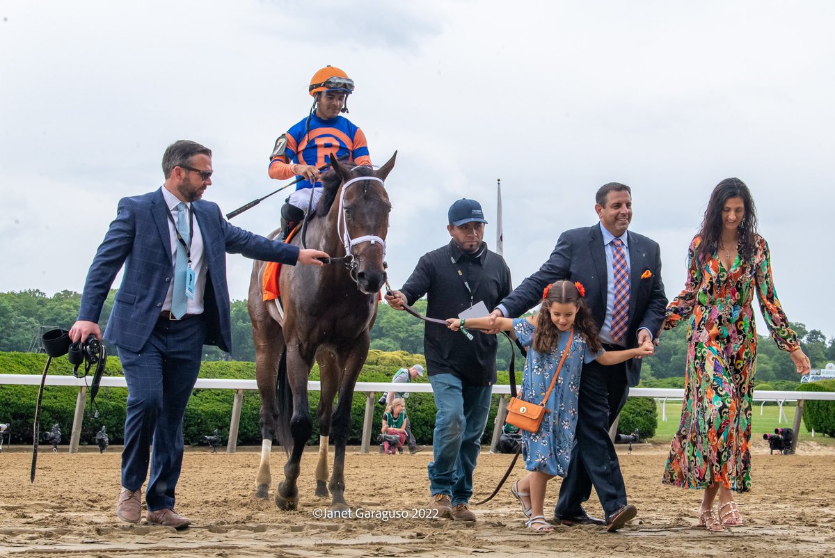 jmg27_janet's tweet photo. FEARLESS AND @luissaezpty in the Brooklyn for @PletcherRacing #repolestable https://t.co/CQjU0HT3Qa