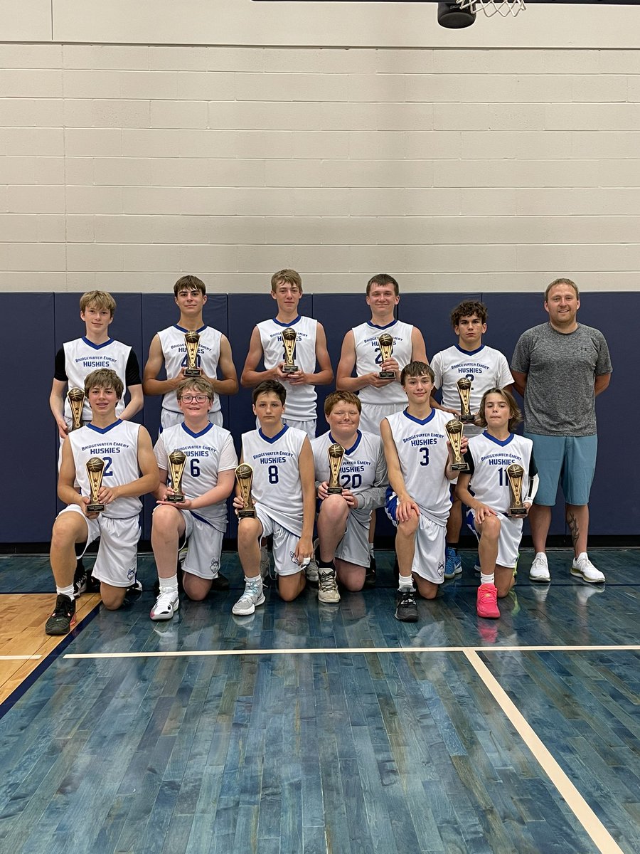 sanfordhoops_sf's tweet photo. That’s a wrap on Progression League 2022‼️ Thanks to all of those individuals &amp; teams that participated. Thank you coaches, officials, and training staff for making this possible.  Congrats to Schoolers Wilkinson, E-Force, Bridgewater-Emery, and Ethan on your division titles 🏆 https://t.co/rTva0Uv3tA
