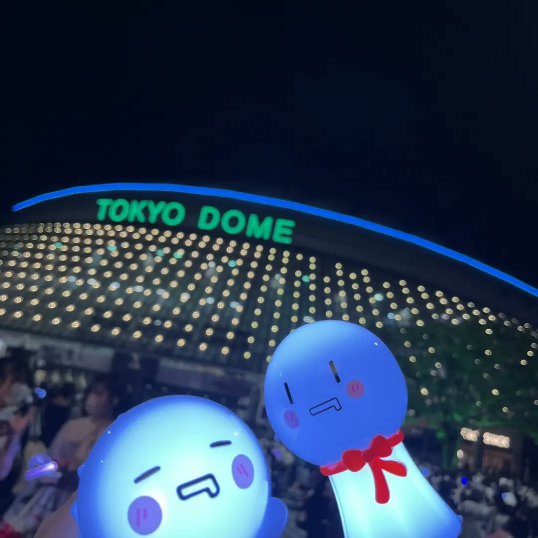 bjn_mako's tweet photo. #まふまふさん
 #東京ドーム2days
無事、参戦する事ができました〜👏👏👏👏👏👏👏👏👏👏
ドームに響き渡る、キレイな高音がまだまだお耳に残っていて･･･
激リピ再生してます🎶

ゆっくりお休みして頂いて、
また私達の前に現れてくれる事を
祈ってます✨
夢の様な2日間ありがとう
 #まふロス https://t.co/mqvUmC7icQ