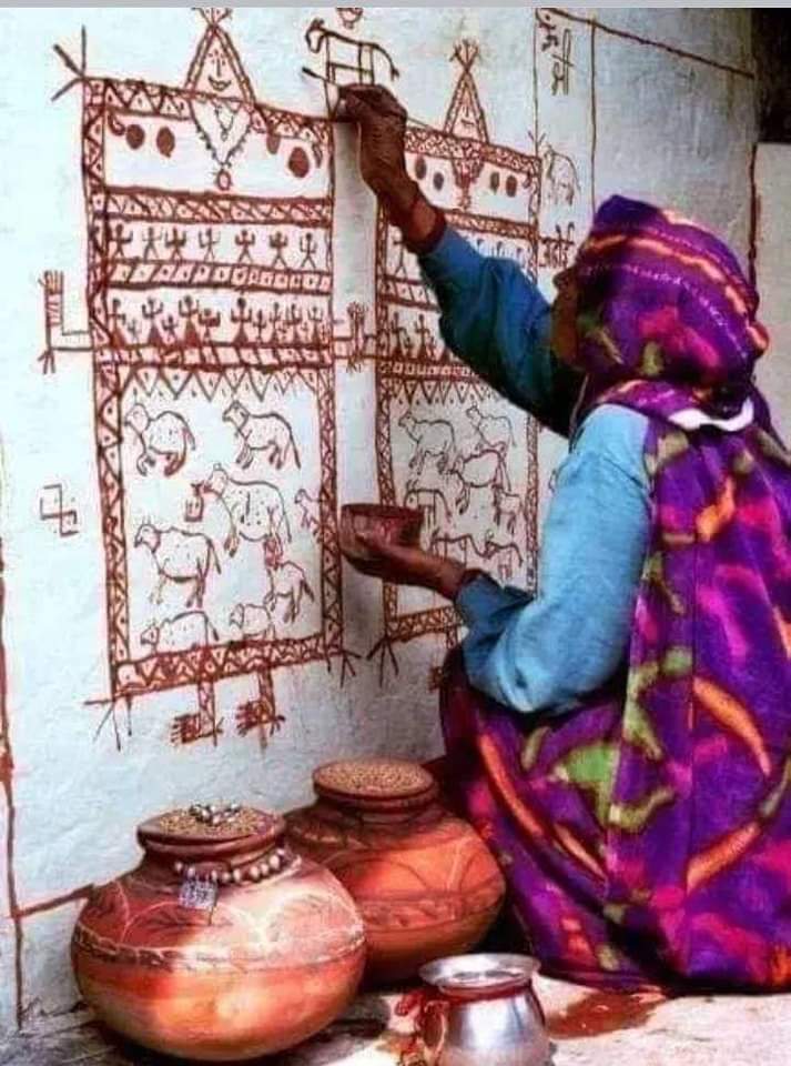 business_fraise's tweet photo. Harayana woman making this since 10 000 years from the beginning of #IndusCivilisation We are Haryanavis https://t.co/uAZFCgzloJ