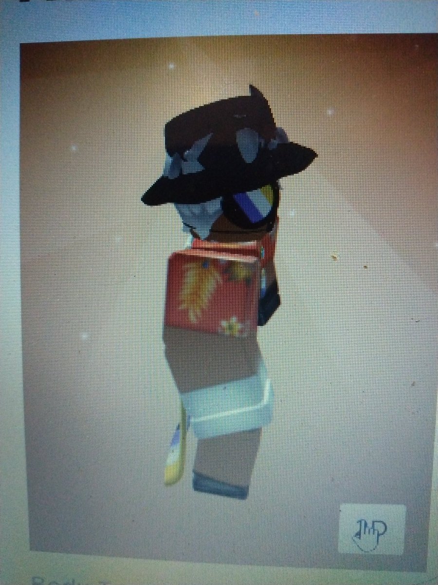 ImluckyGuy's tweet photo. while I'm gone for a while I want you to draw my Roblox avatar in your style https://t.co/H282yQkZWV