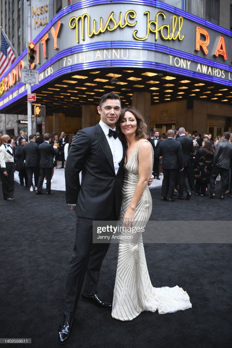 brianne1017's tweet photo. .@carmen_cusack & @PaulTelfer are the most gorgeous couple! ๐๐คฉ
#TonyAwards2022 #DaysofOurLives #FlyingOverSunset https://t.co/Hc70AYtPAh