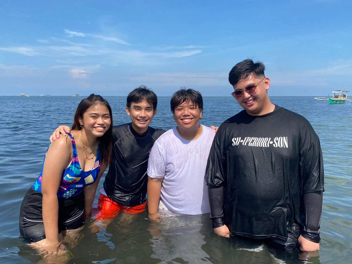 MaverickDeVera1's tweet photo. WEEK END GANAP ⛵🌸🥰
KLAPP AT BATANGAS 2022

@Ruskinmenace @Johnnylang031 @shingcands and to ATE'S 🌸💖🥰 https://t.co/e4sbCqJqn5