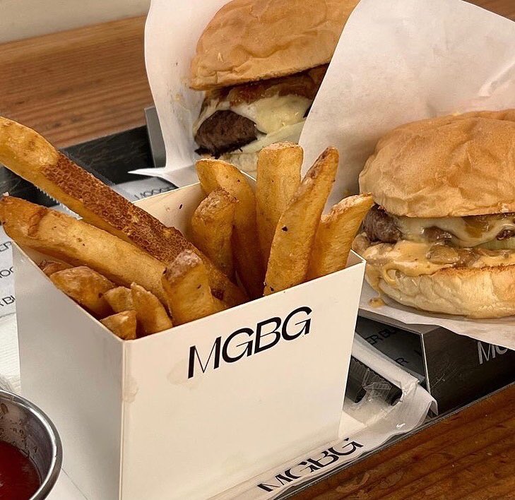 #vancouver #you #you #toro #canada #goodmorning #miami #hhholmes #aloevera #loveyourself #loveshayari#miss #🍔🍔🍟🍟