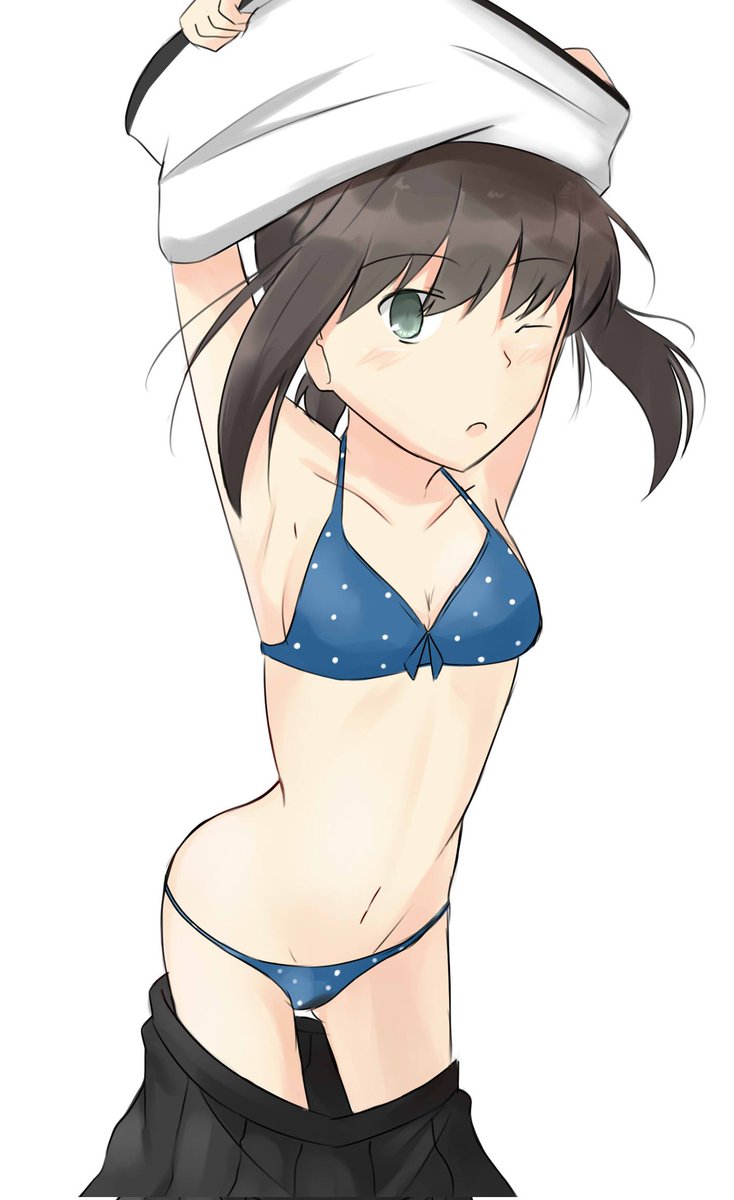 #ド直球に言いますがフォローしてください
今年の夏コミに参加します!
艦これ(吹雪)メインのお絵かきマンです‼️ 