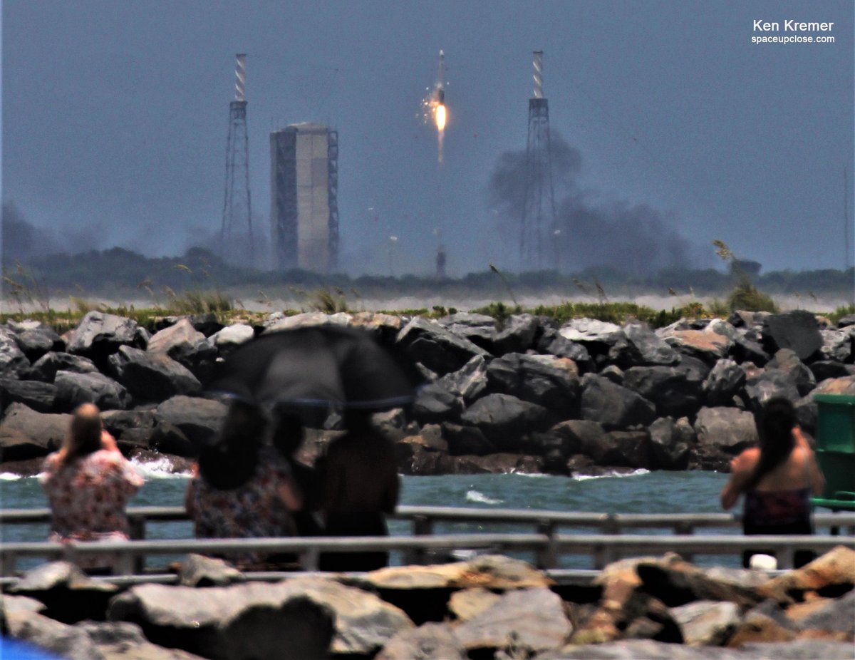 ken_kremer's tweet photo. 2: Astra Launch Sequence: @Astra rocket 3.3 launched #NASA #Tropics1 hurricane research mission 143PM pad 46 as seen from @jettypark beach + pier. 1st stage went well. BUT- Ultimately failed due to premature shutdown 2nd stage ca min after liftoff & 1 min b4 cubesat pair deploy https://t.co/D6nG9OJ79v